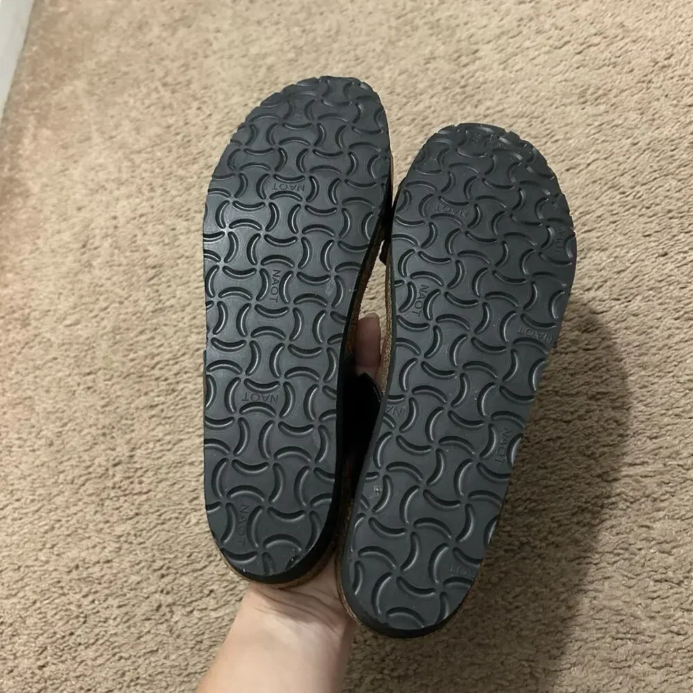 Naot ashley sandals